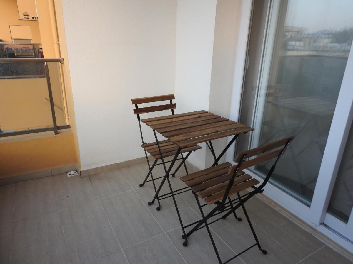 Alp Apartment ファマグスタ エクステリア 写真