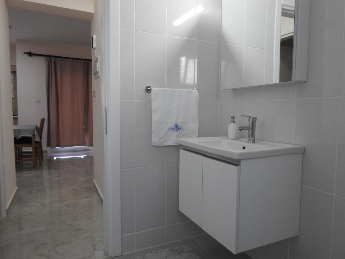 Alp Apartment ファマグスタ エクステリア 写真