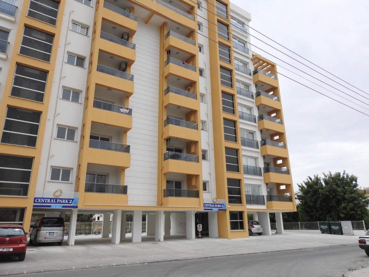 Alp Apartment ファマグスタ エクステリア 写真